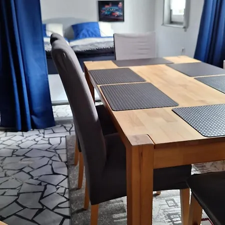 Kunterbunt Lejlighed *